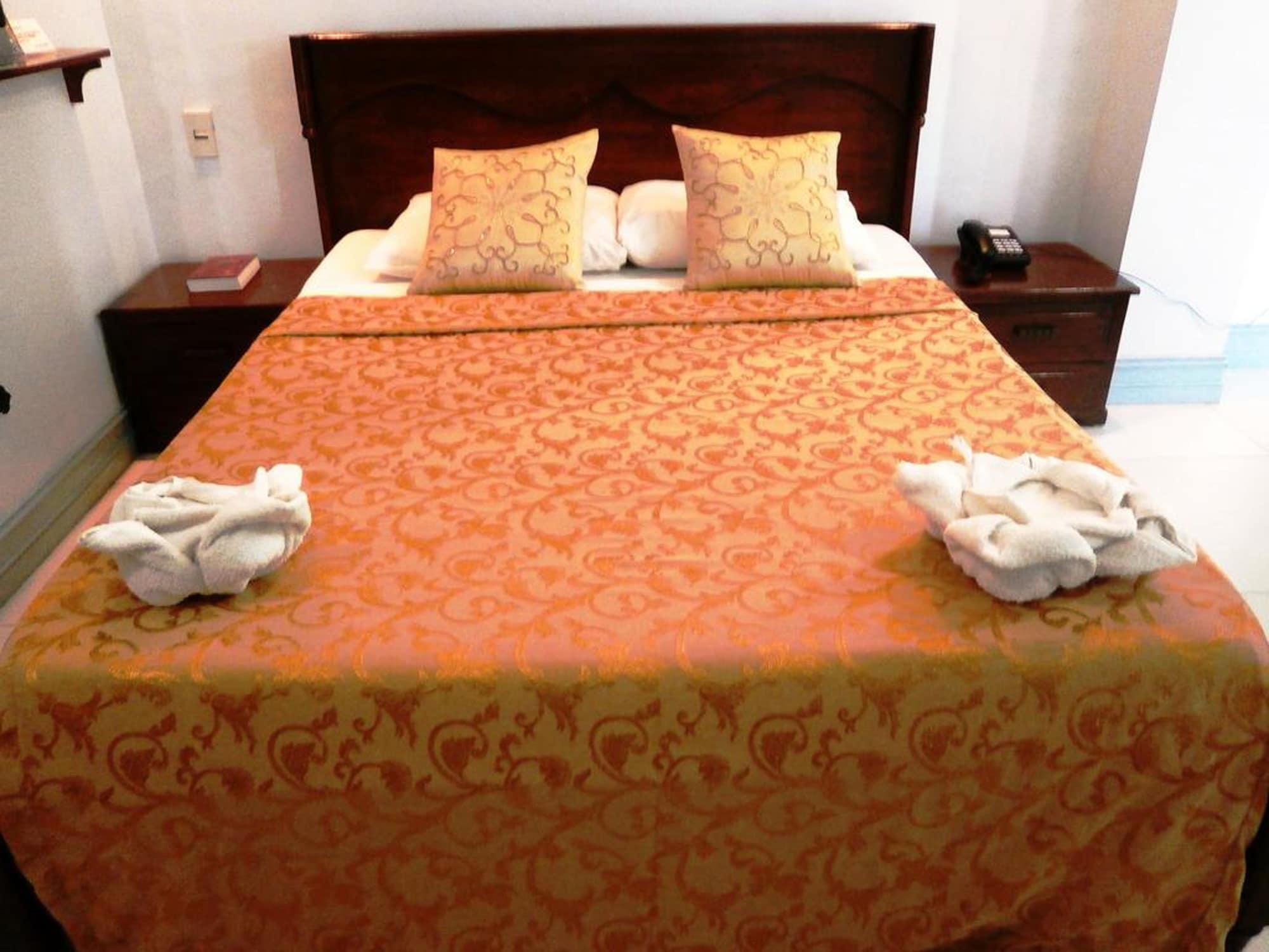 Bora Sky Hotel Balabag  Luaran gambar